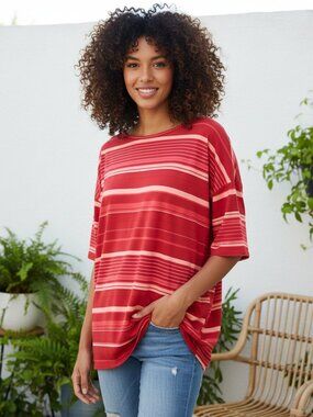 Lularoe Irma Tunic Top Tee S Red Pink Stripe Hi Low SS Comfy Casual Oversized